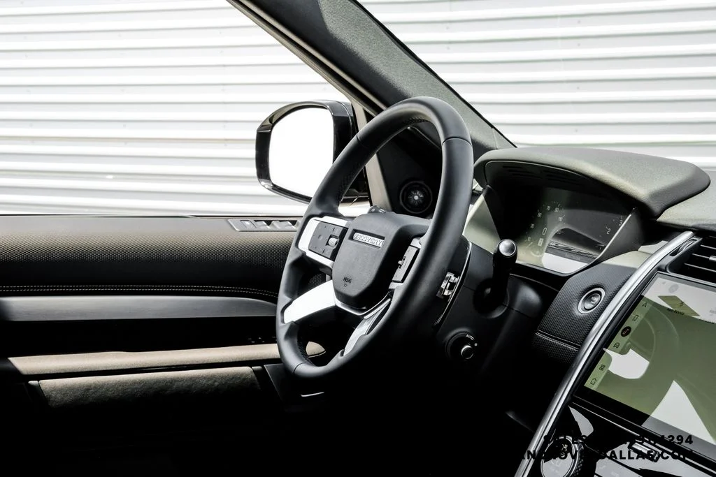 Used 2025 Eiger Gray Metallic Land Rover Dynamic SE image 16