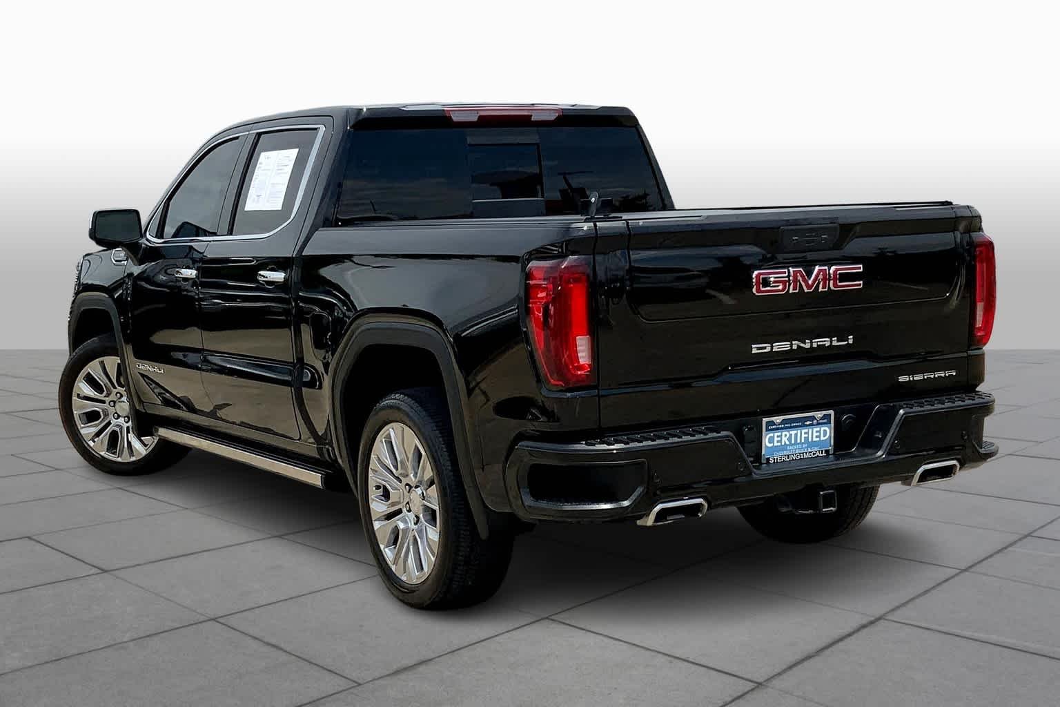 Used 2022 Onyx Black GMC Denali image 12
