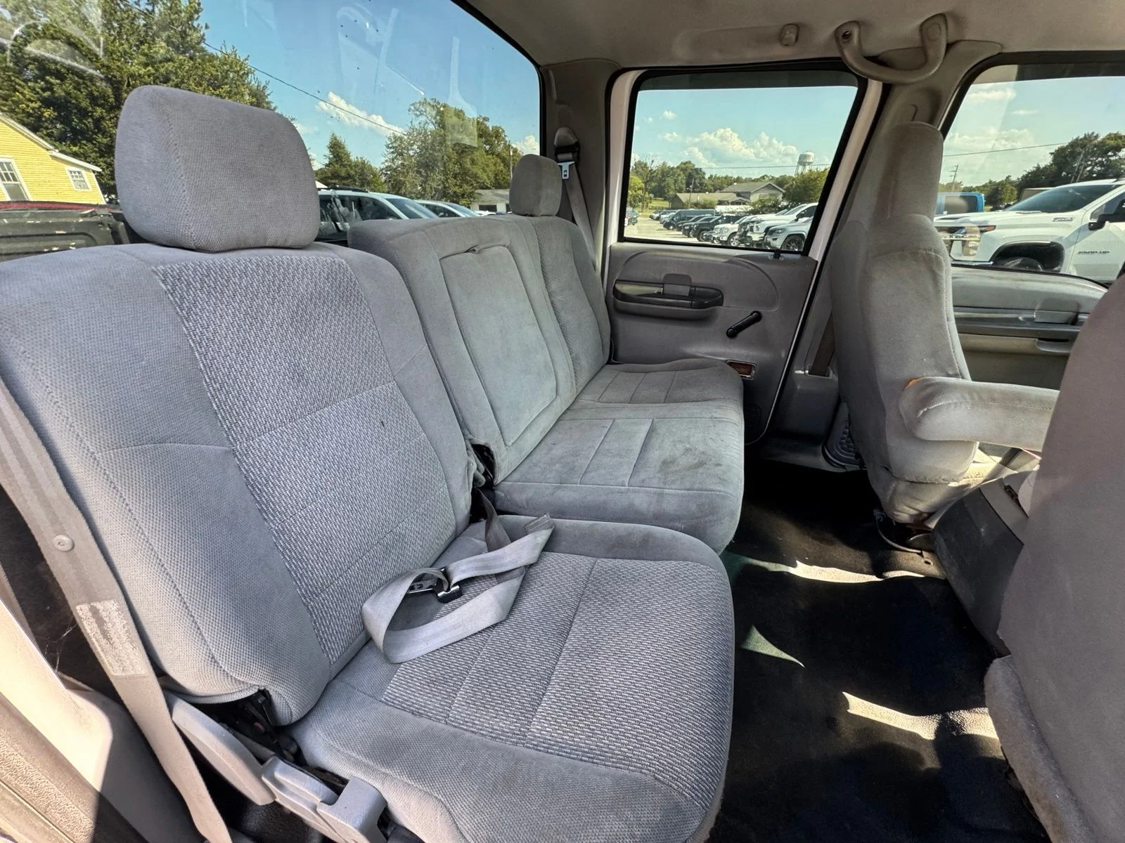 Used 2003 White Ford XLT image 23