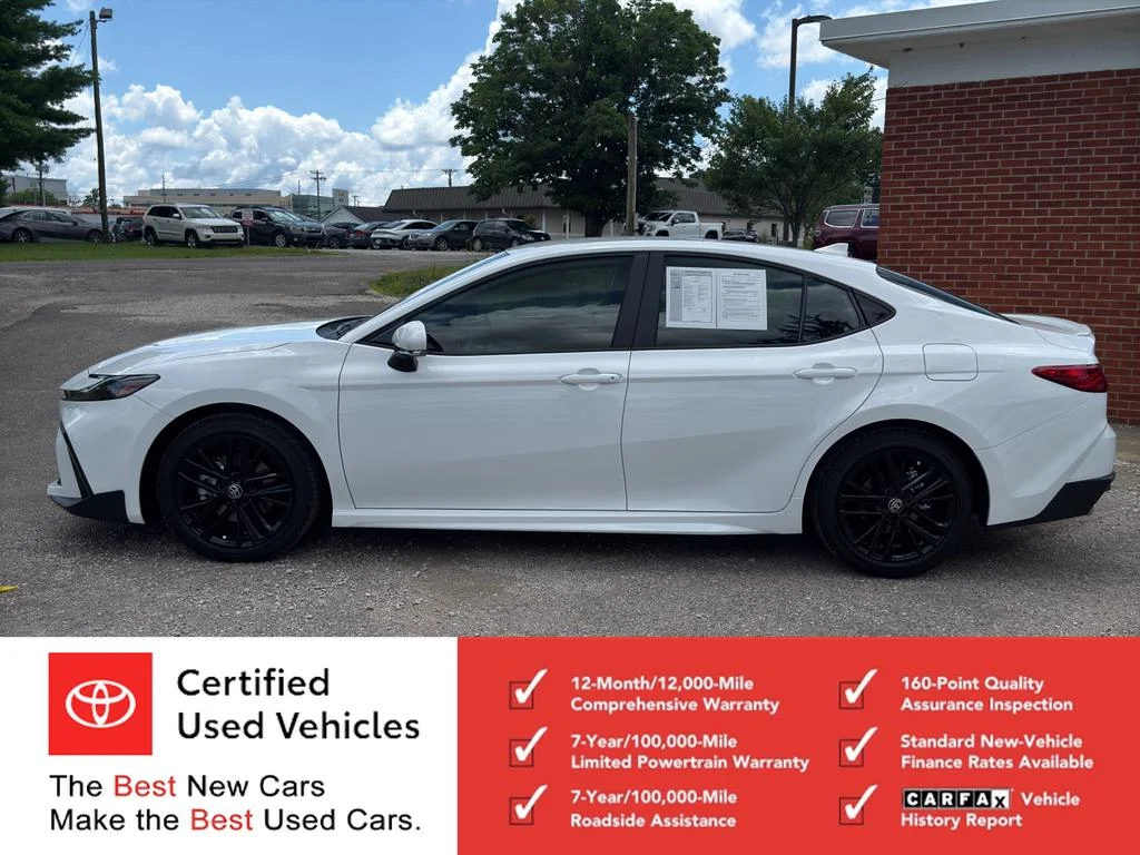 Used 2026 Ice Cap Toyota SE image 6