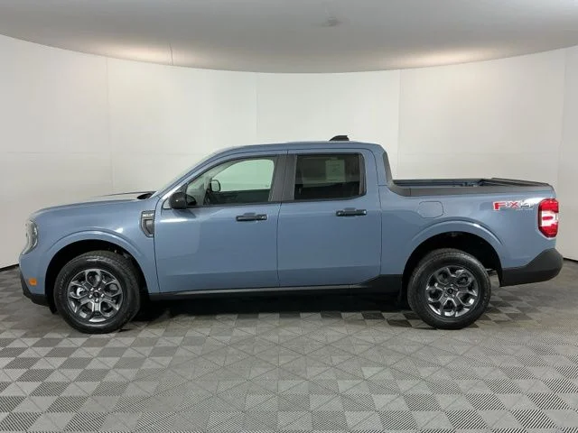New 2026 Azure Gray Metallic Tri-Coat Ford XLT image 8