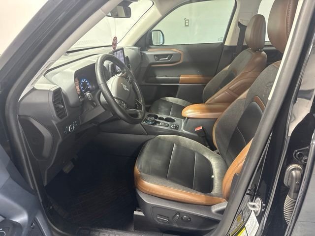 Used 2022 Black Ford Outer Banks image 12