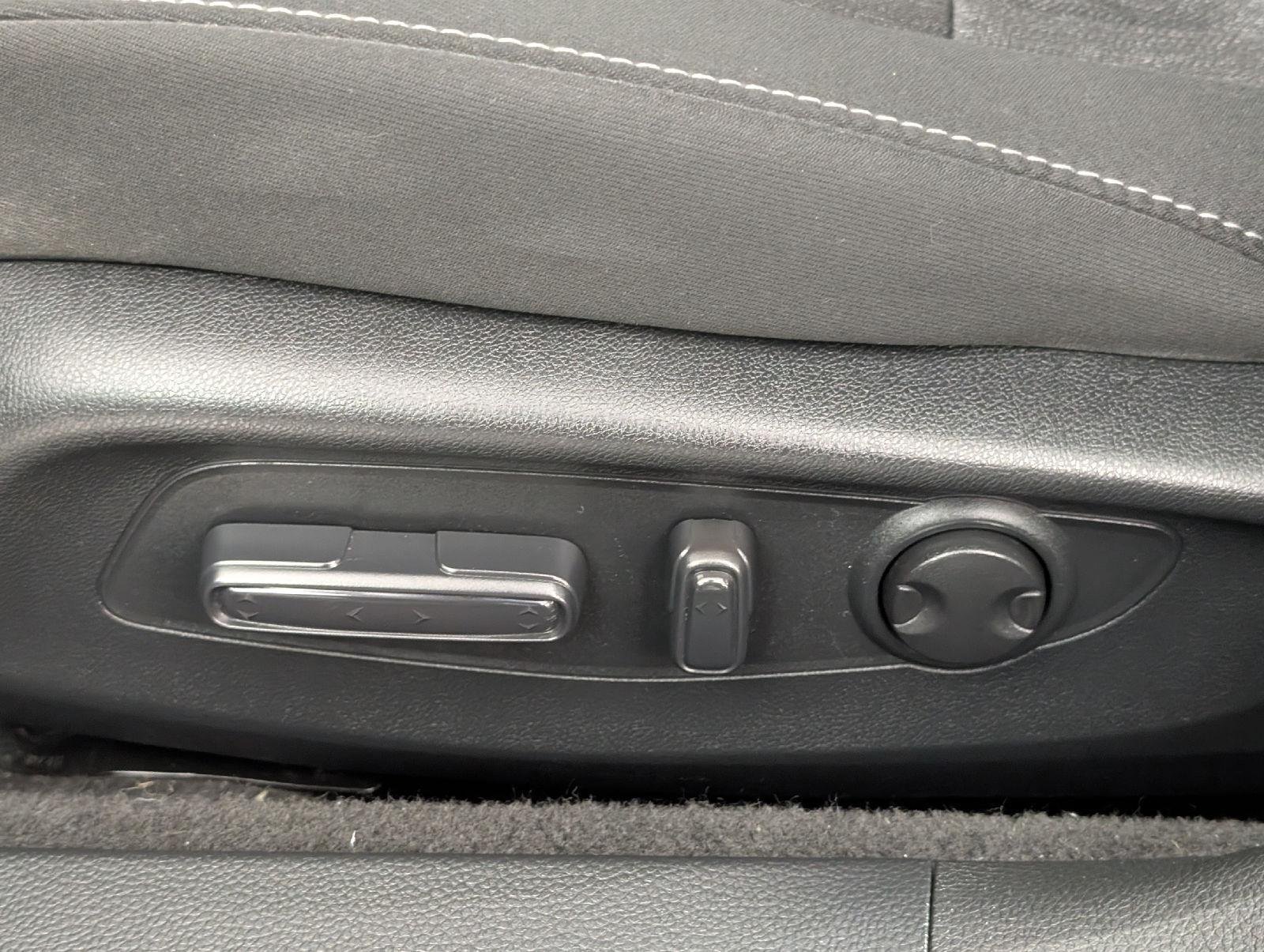 2024 Honda Accord EX - Photo 13