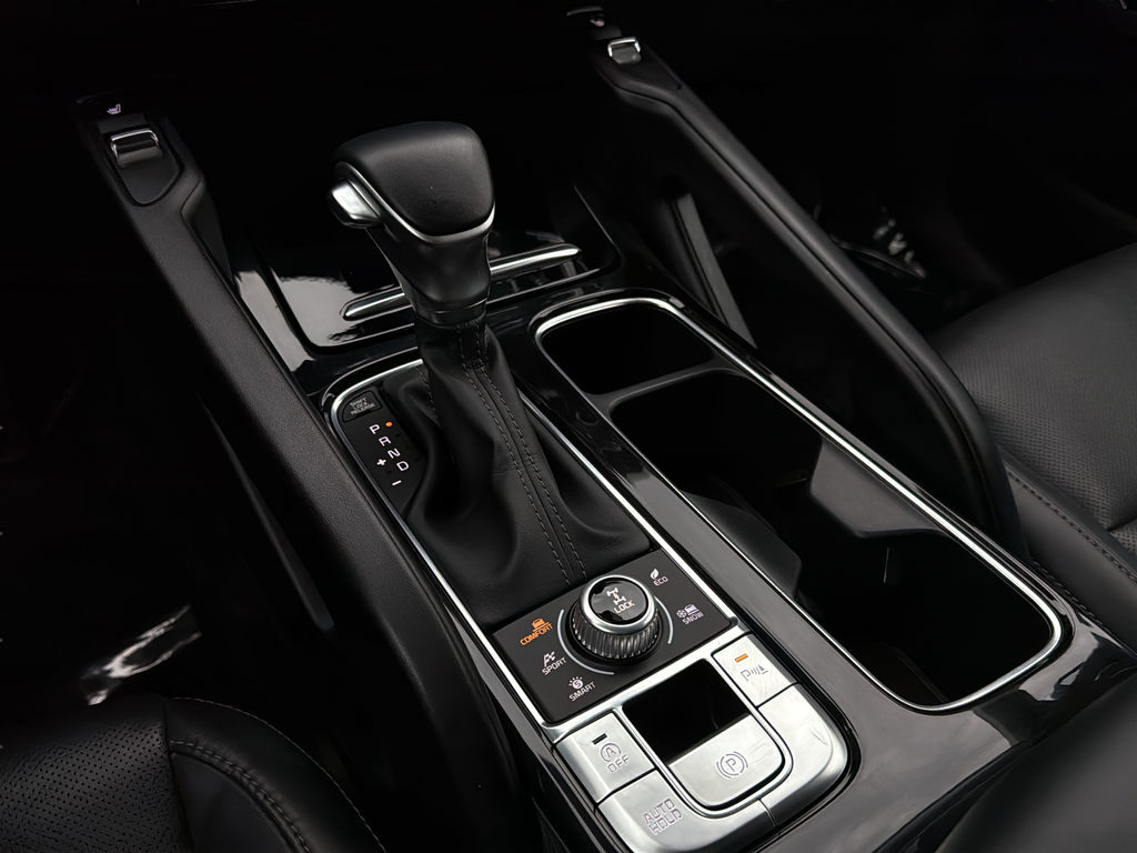 Used 2023 Ebony Black Kia S image 19