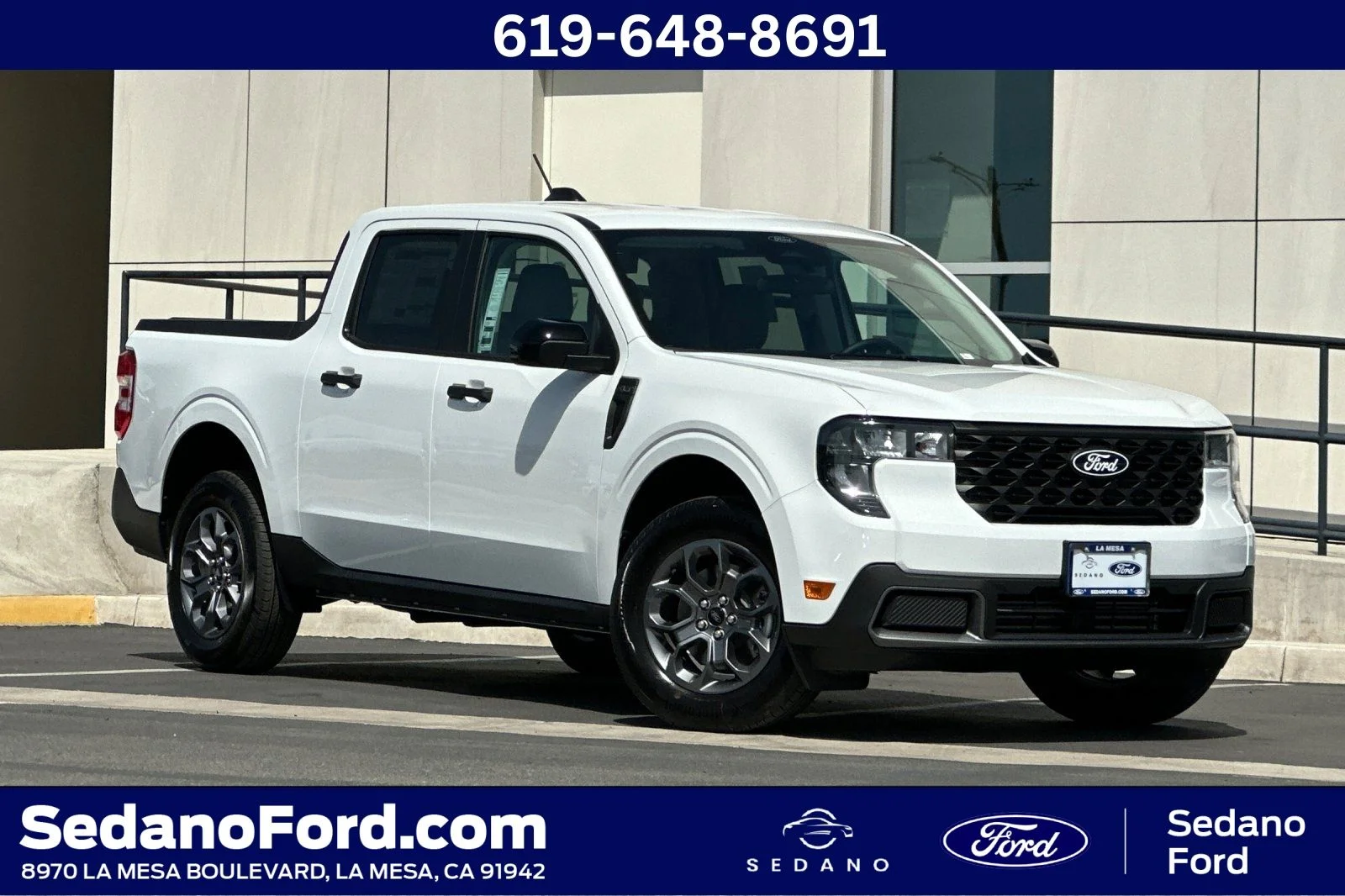 New 2026 Oxford White Ford XLT image 1