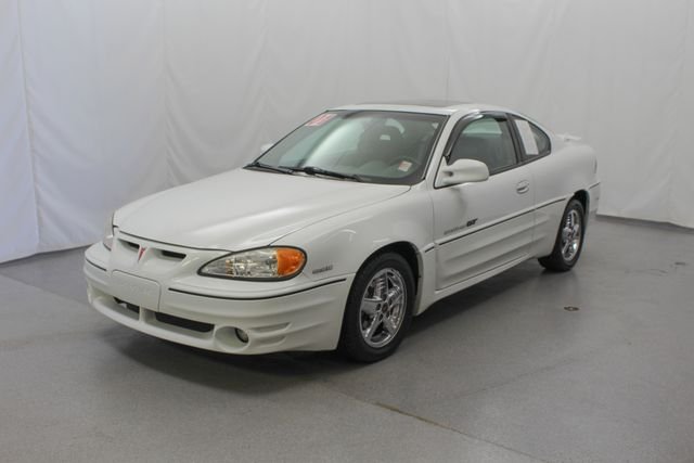 Used 2001 White Pontiac GT image 6