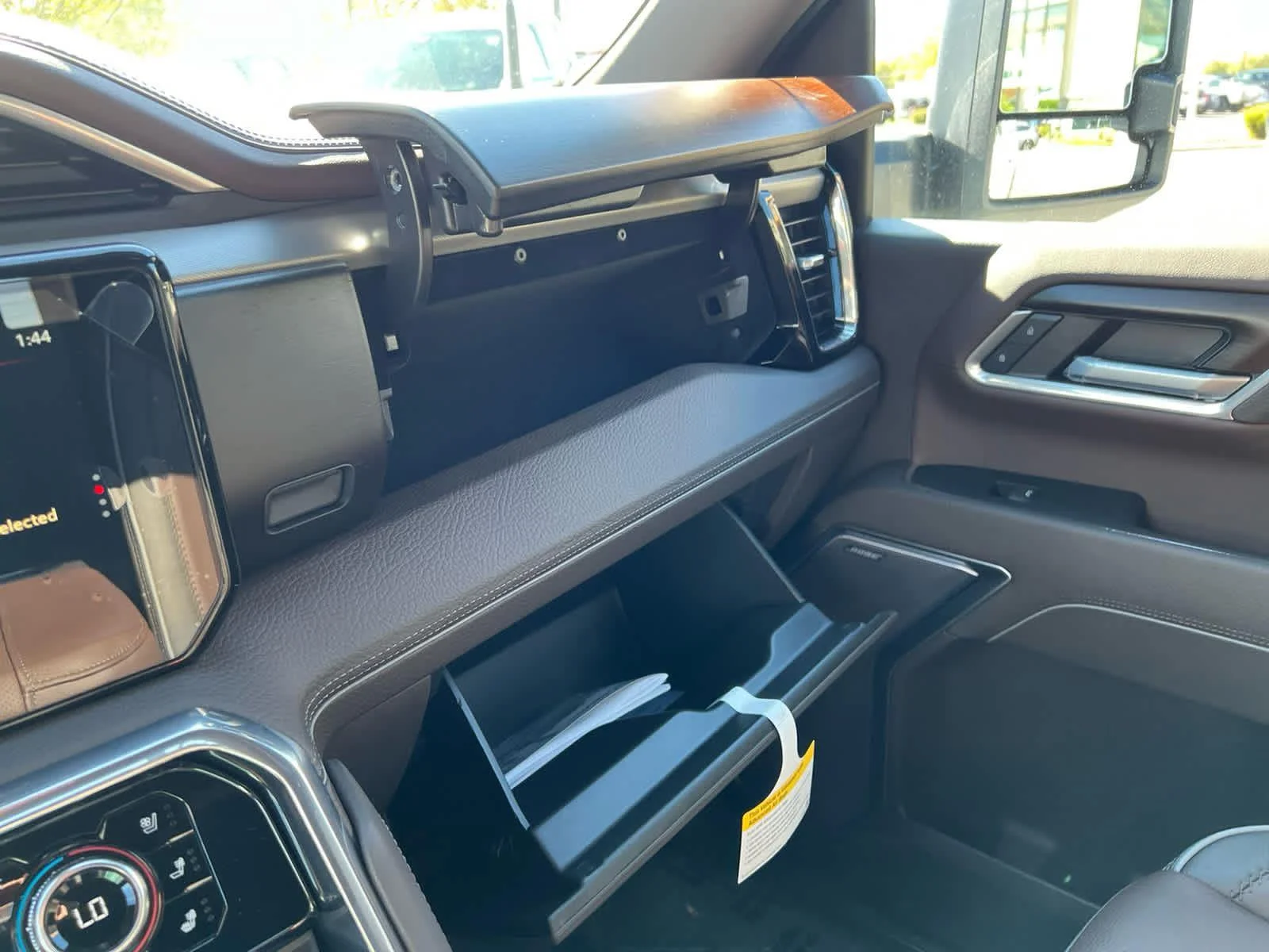 2026 GMC Sierra 3500HD Denali - Photo 27