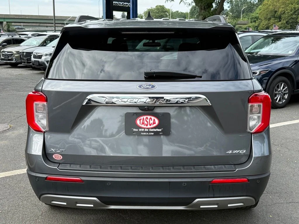 Used 2023 Carbonized Gray Metallic Ford XLT image 7