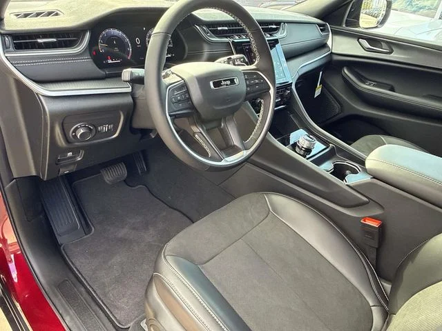 New 2025 Red Jeep Altitude X image 13