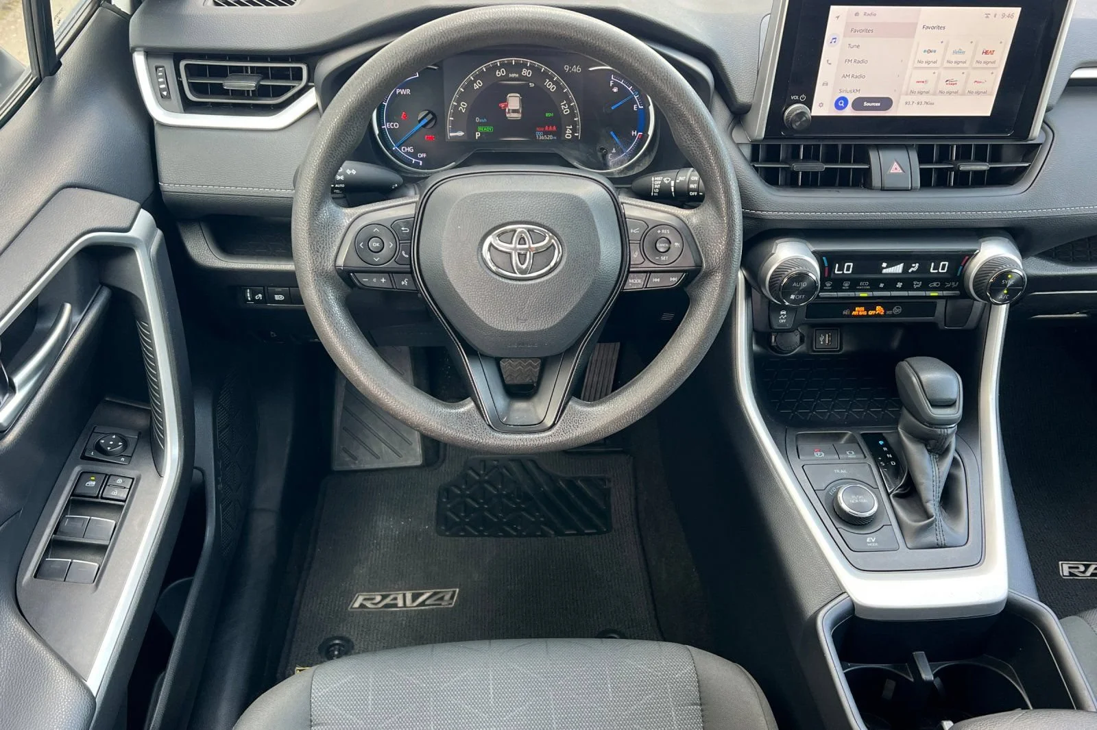 Used 2025 White Toyota Hybrid XLE image 14