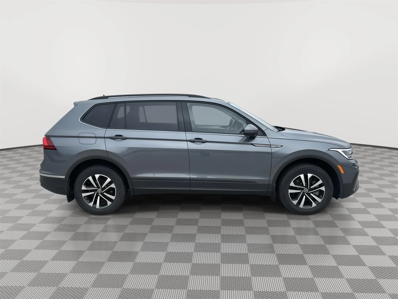 Used 2023 GRAY Volkswagen S image 11