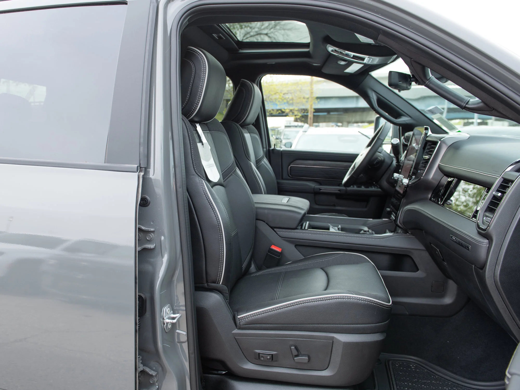 New 2026 Grey RAM Limited* image 23