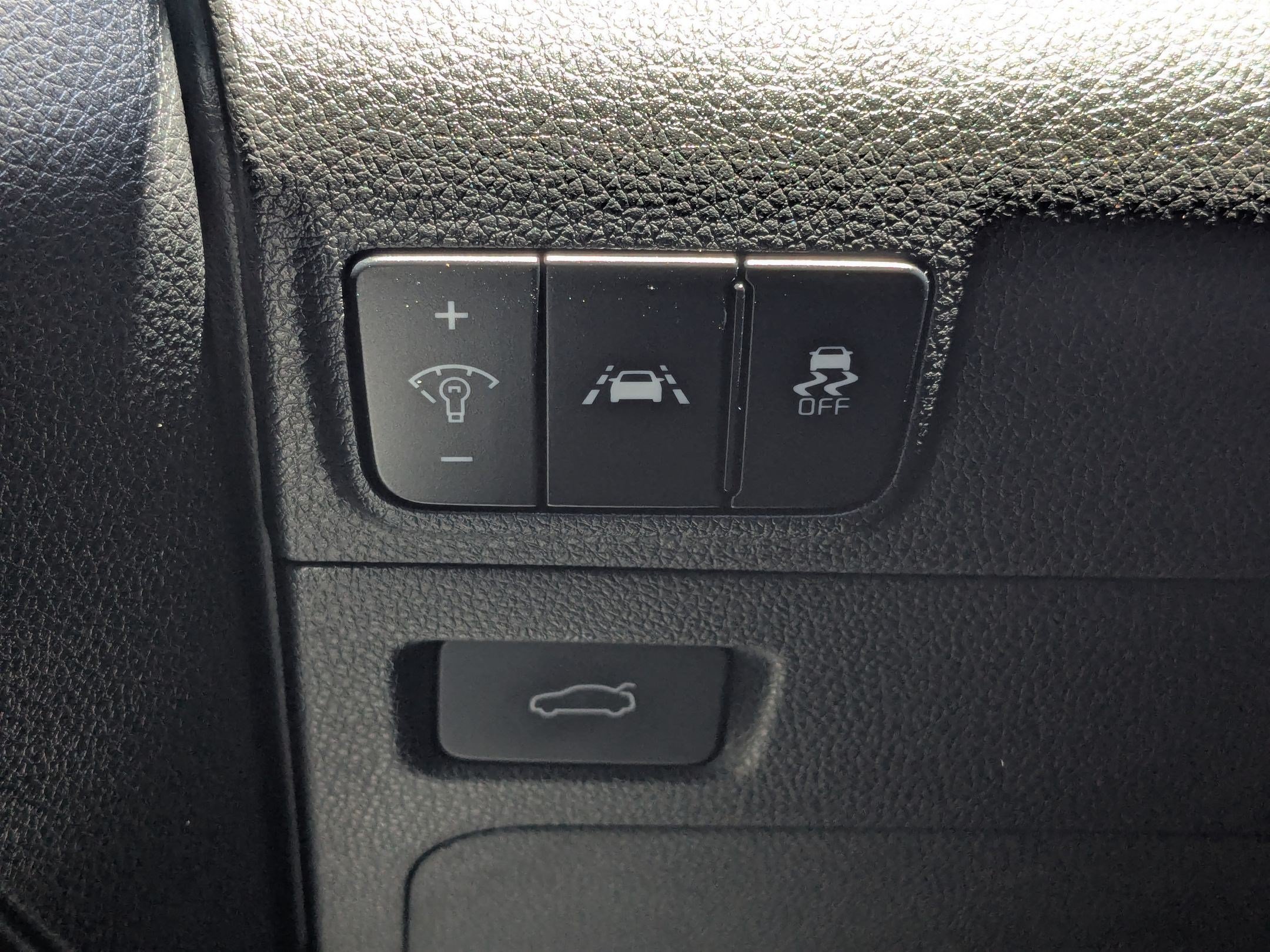 Used 2023 Passion Red Kia GT-Line image 16