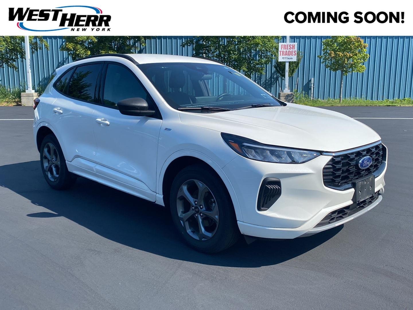 Used 2023 Star White Metallic Tri-Coat Ford ST-Line image 1