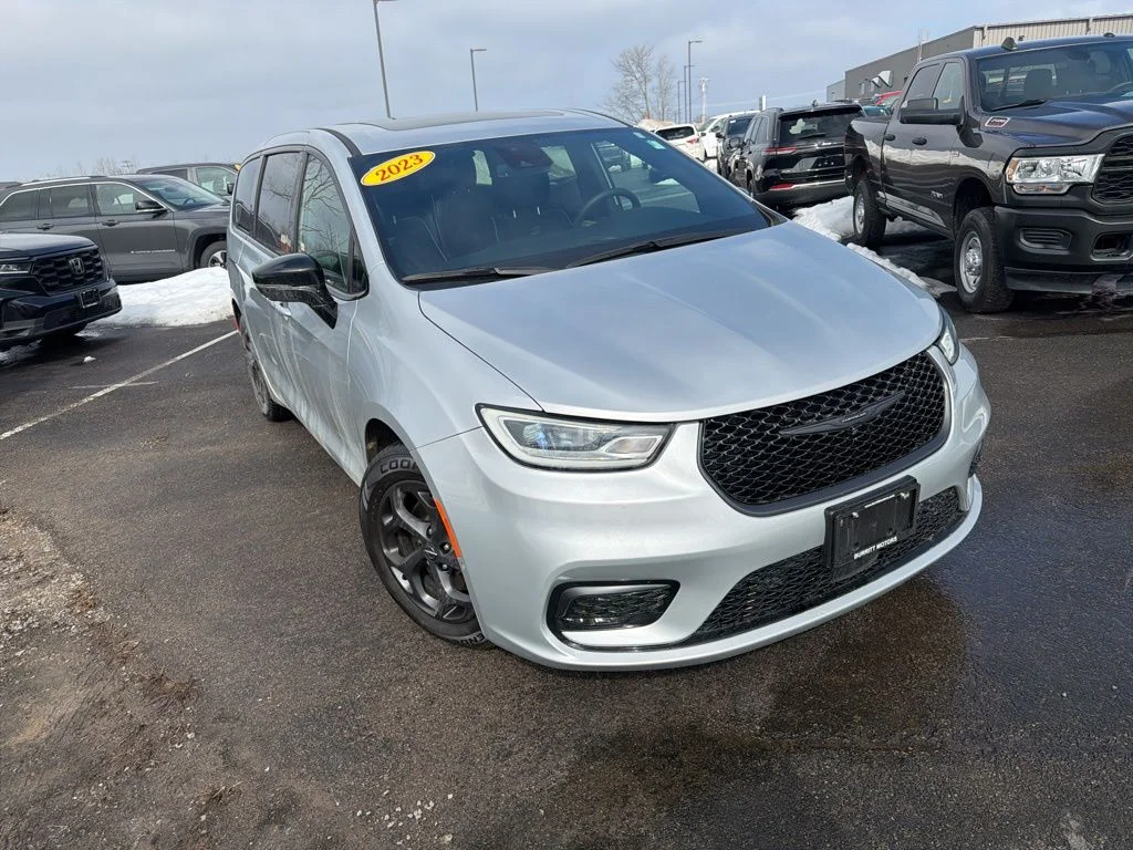 2023 Chrysler Pacifica Hybrid Limited