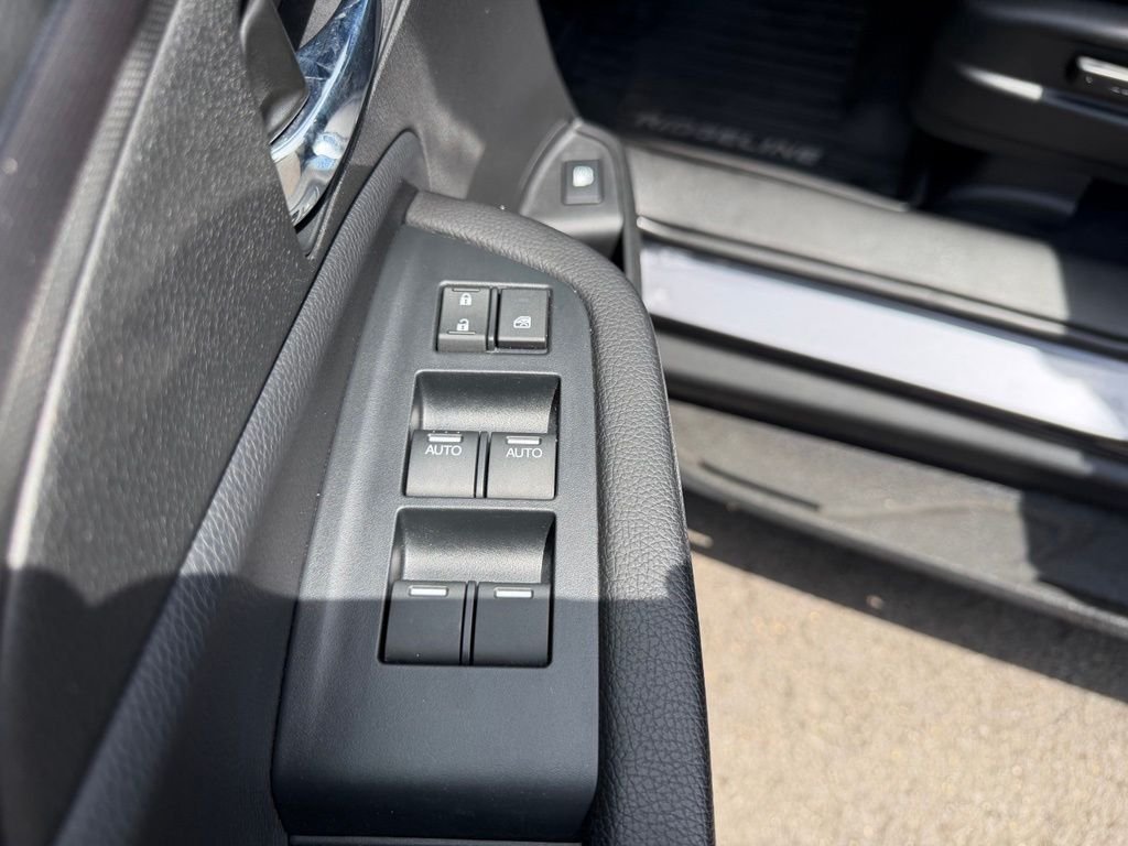 Used 2022 Modern Steel Metallic Honda RTL-E image 15