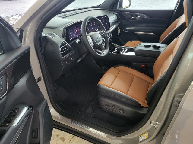 New 2027 Sandstone Gray Chevrolet Z71 image 10