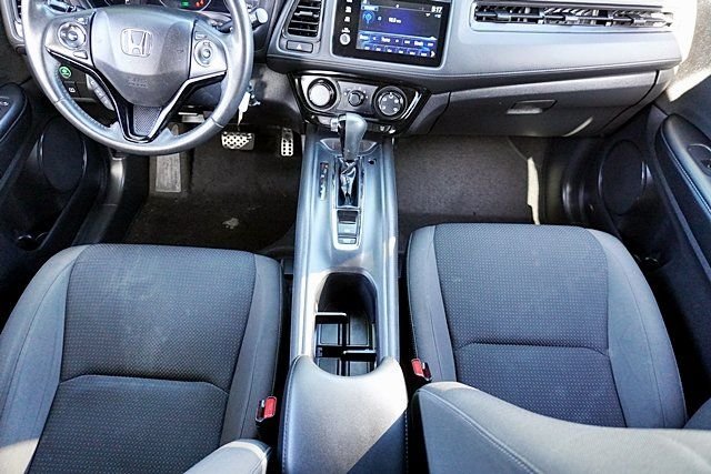 Used 2021  Honda Sport image 18