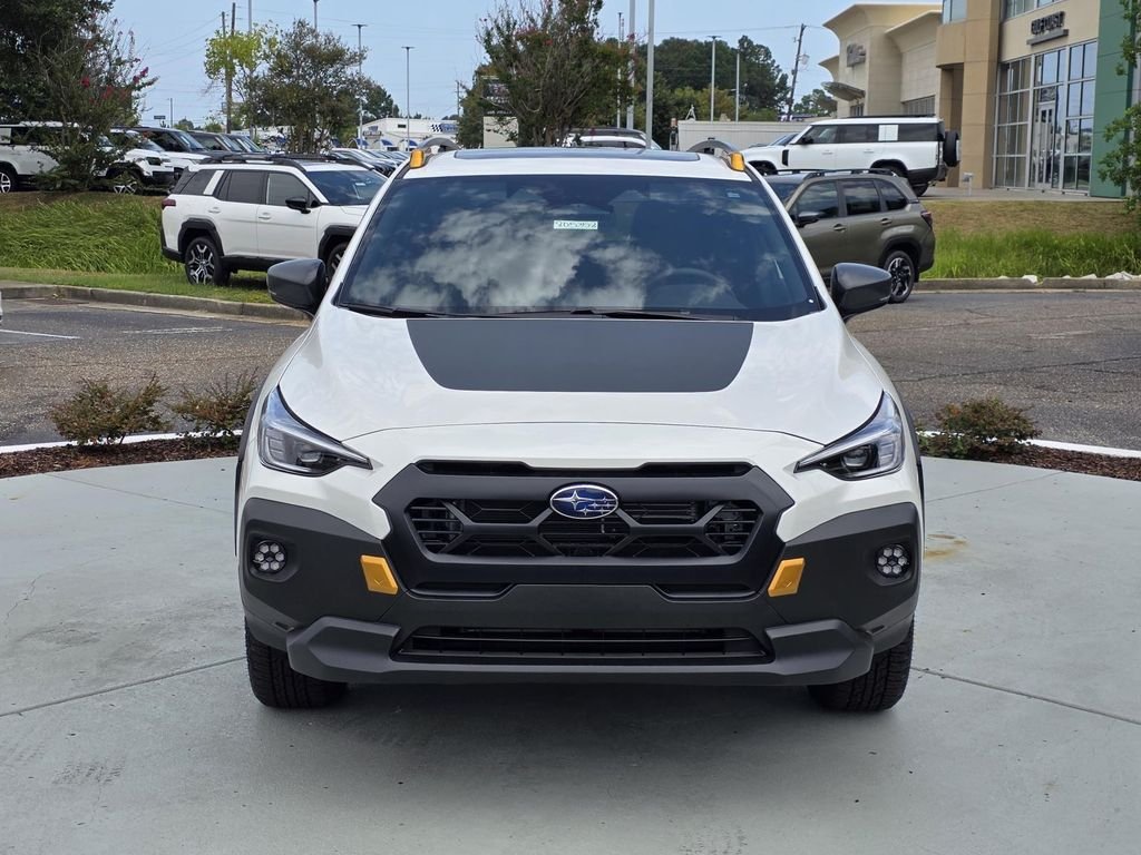 New 2026 CRYSTAL WHITE PEARL Subaru Wilderness image 2