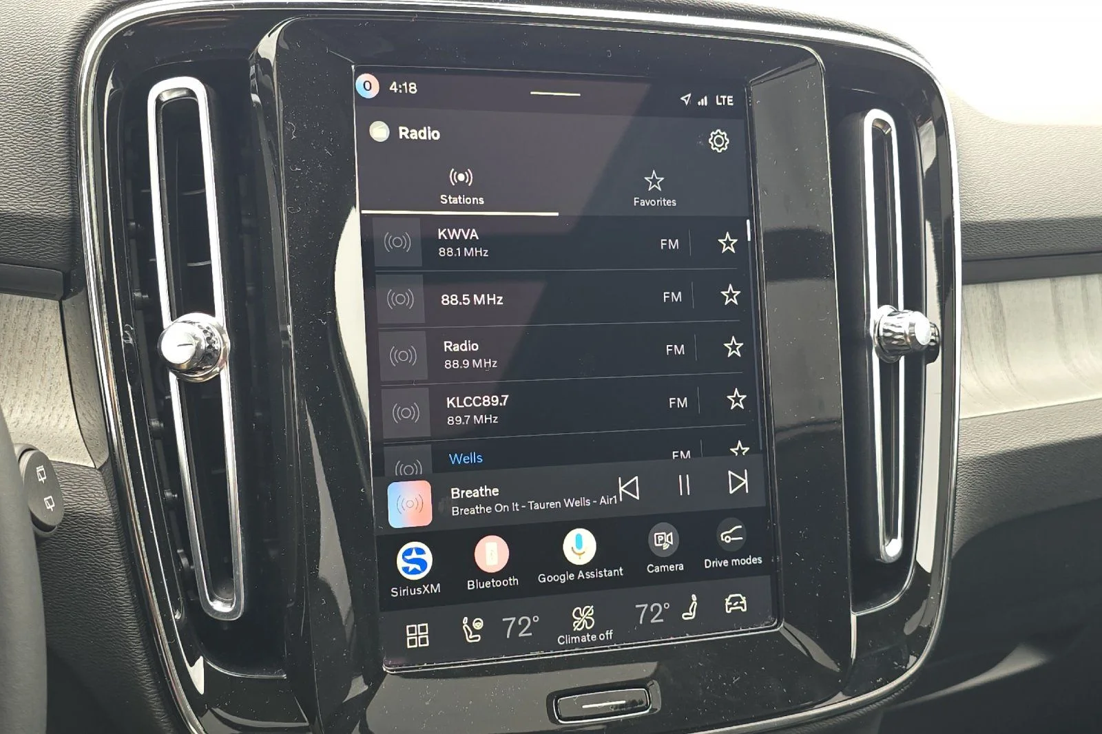 New 2026 Crystal White Volvo Plus image 17
