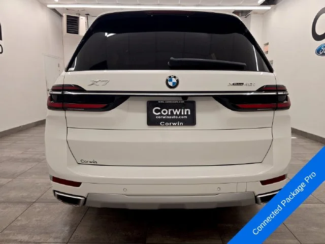 Used 2025 Alpine White BMW xDrive40i image 4