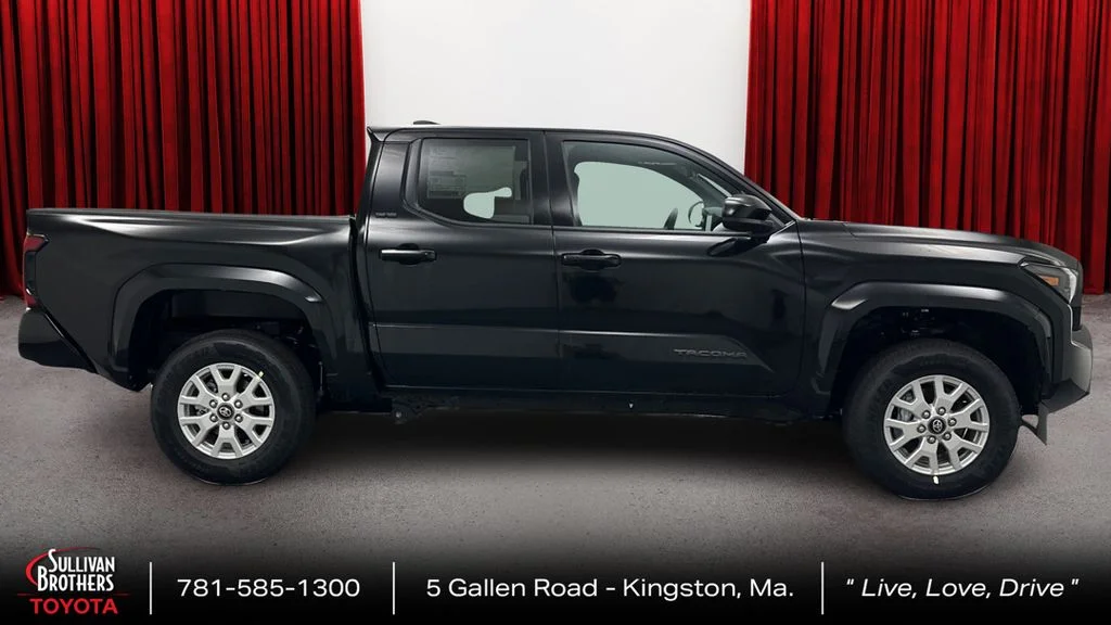 New 2026  Toyota SR5 image 4
