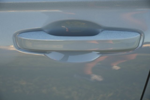 Used 2025  Honda EX image 12