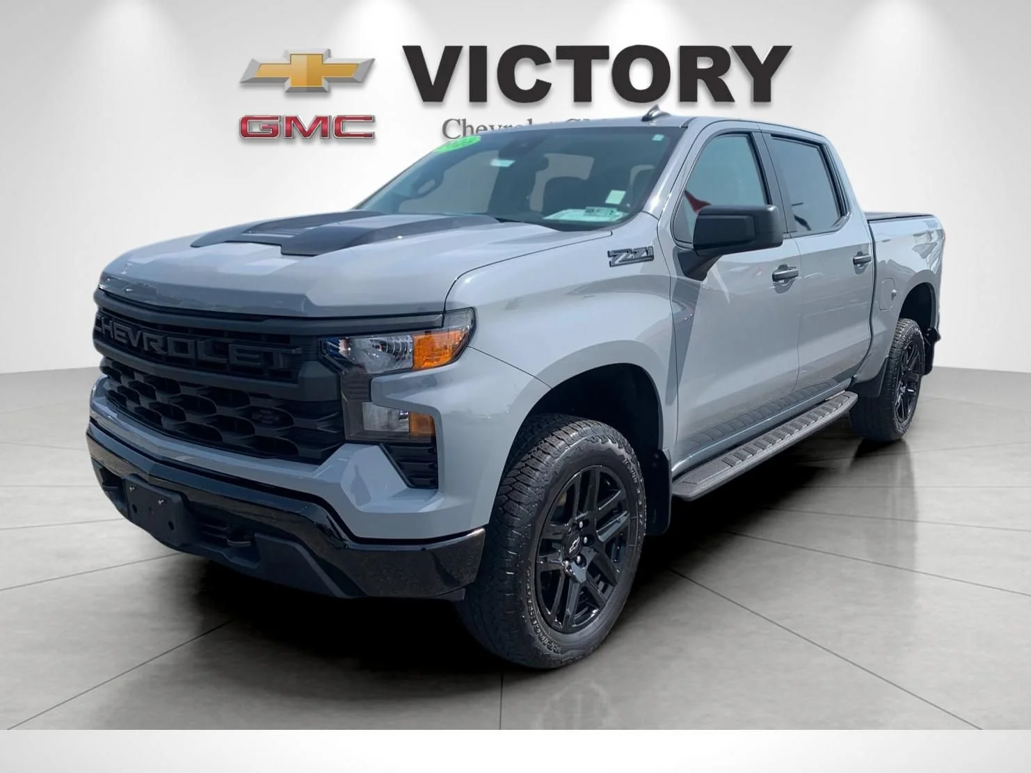 Used 2025 Slate Gray Metallic Chevrolet Custom Trail Boss image 7