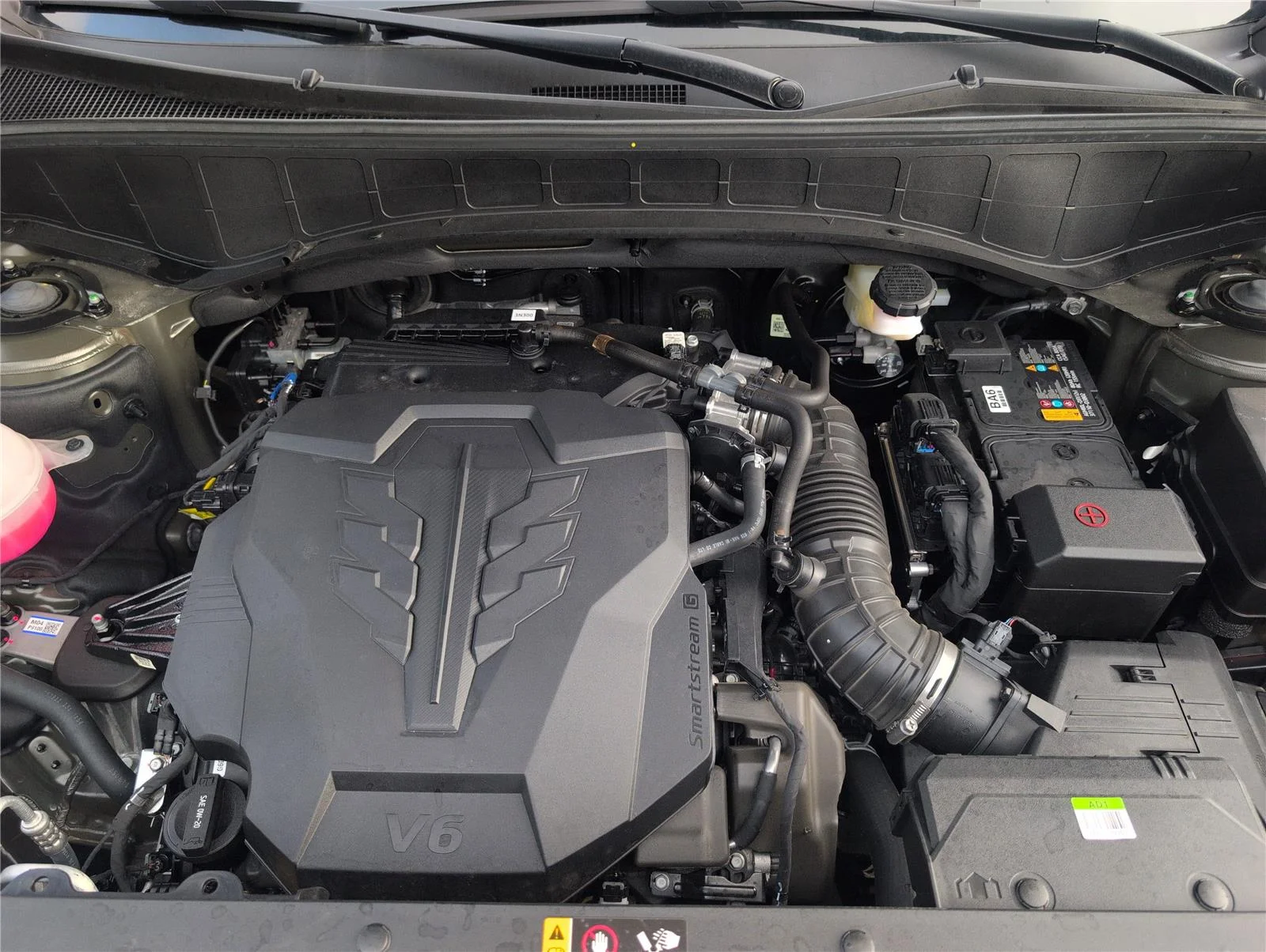 Used 2026 Titan Green Hyundai SEL 7P image 10