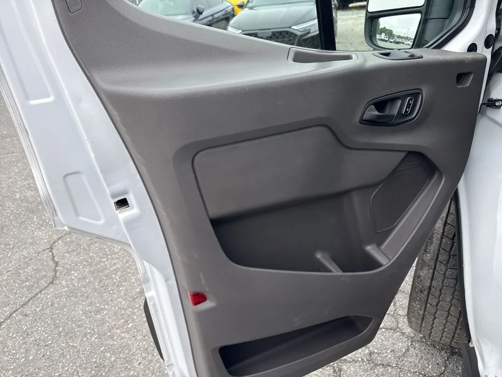 Used 2023 White Ford Base image 21