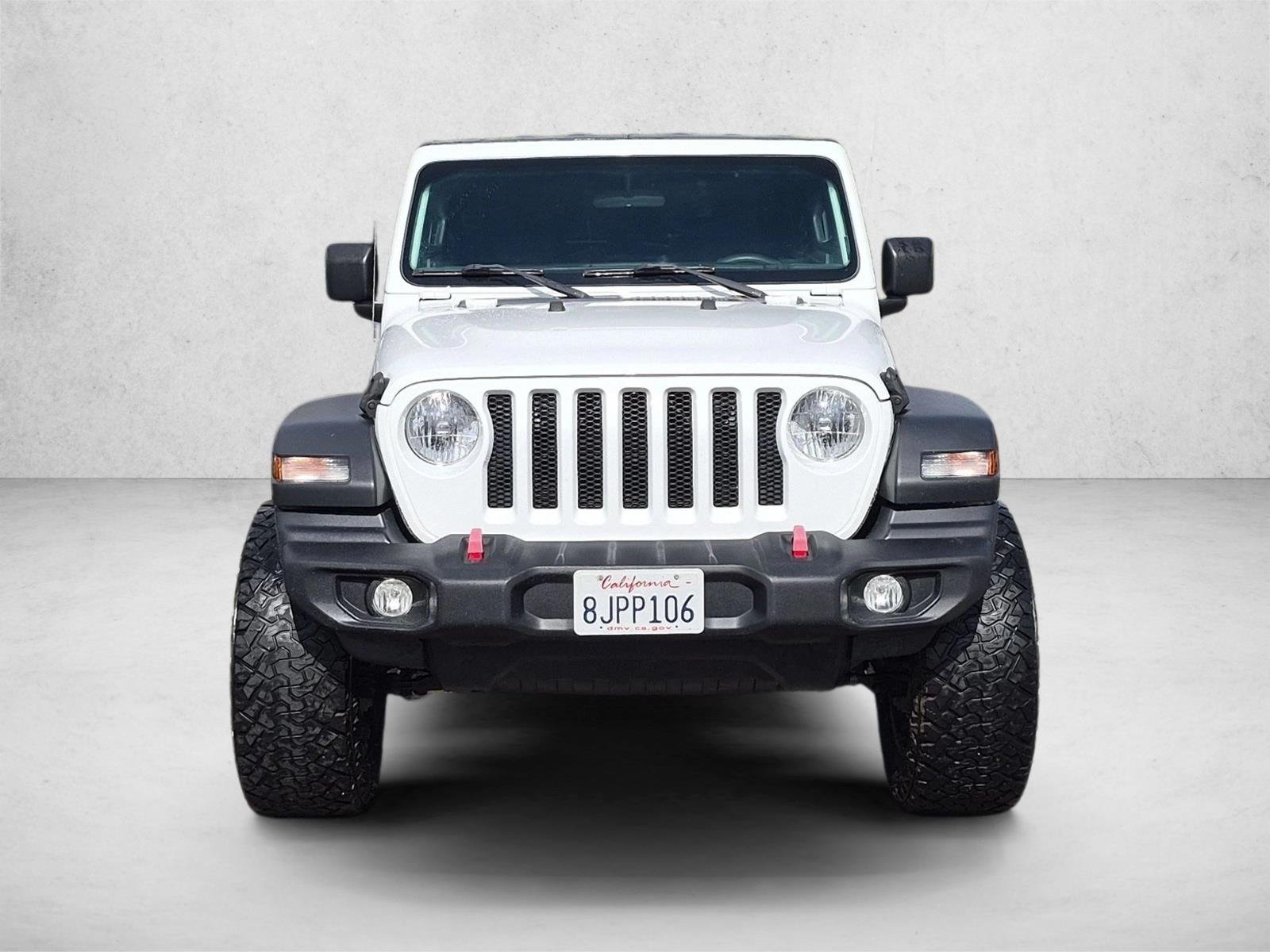 Used 2018 Bright White Clearcoat Jeep Sport S image 2
