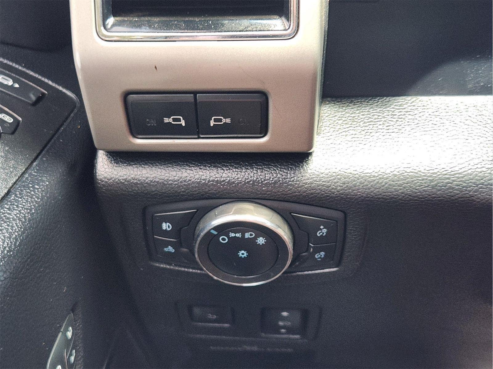 Used 2021 Agate Black Ford Lariat image 22