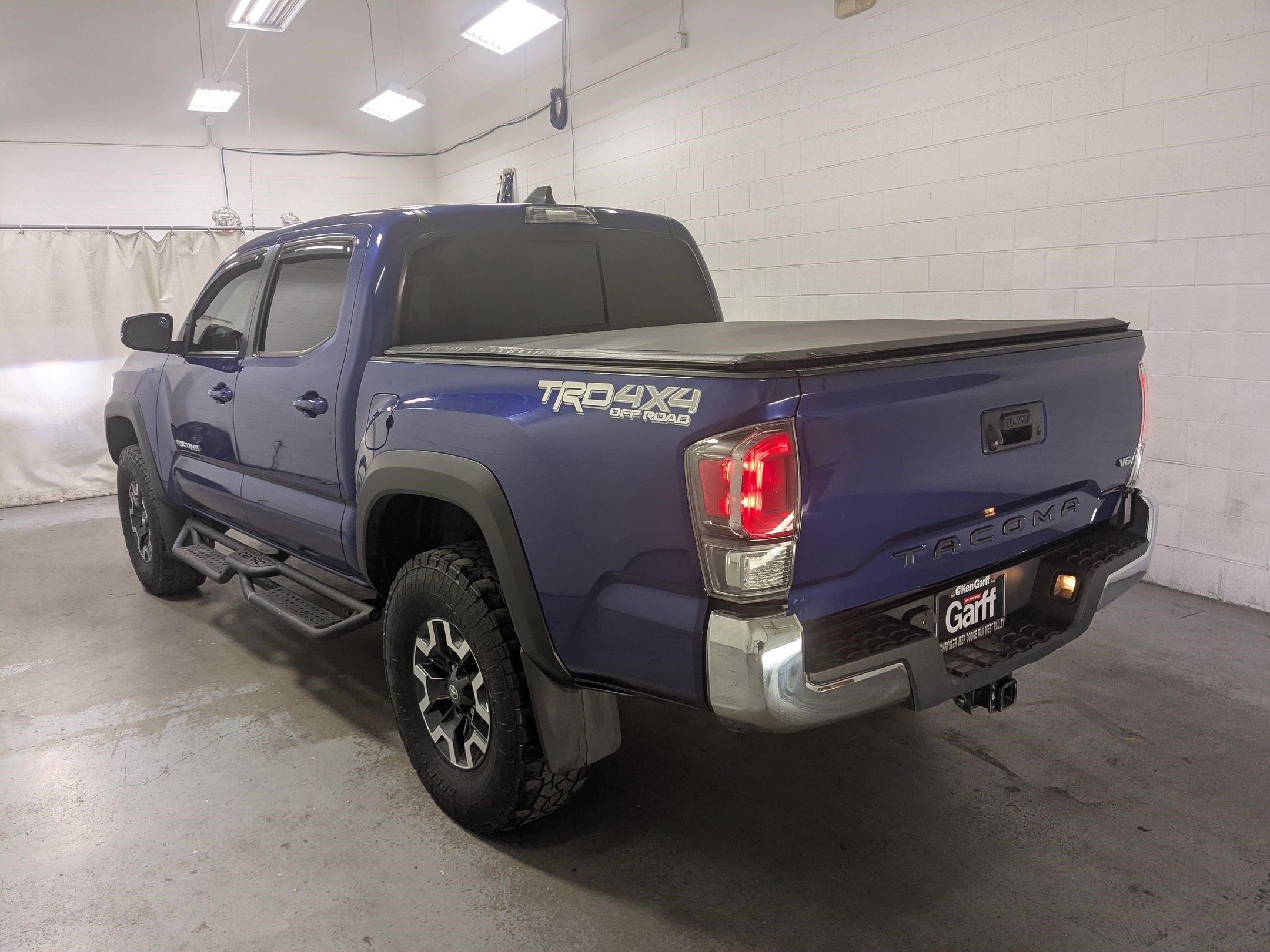 Used 2022 Blue Toyota SR image 7