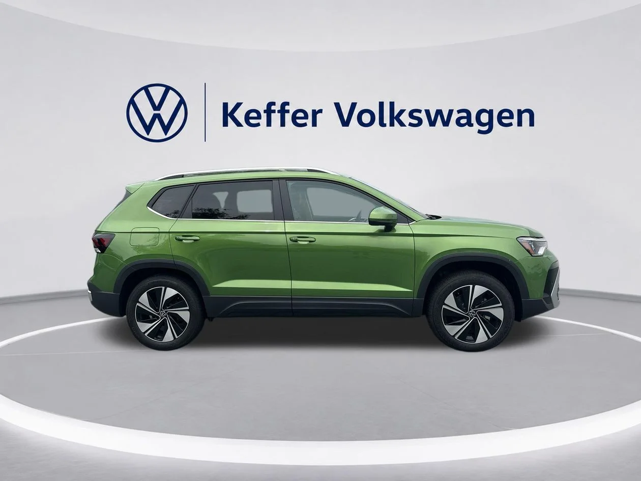 New 2026 Green Volkswagen 1.5T SE image 6