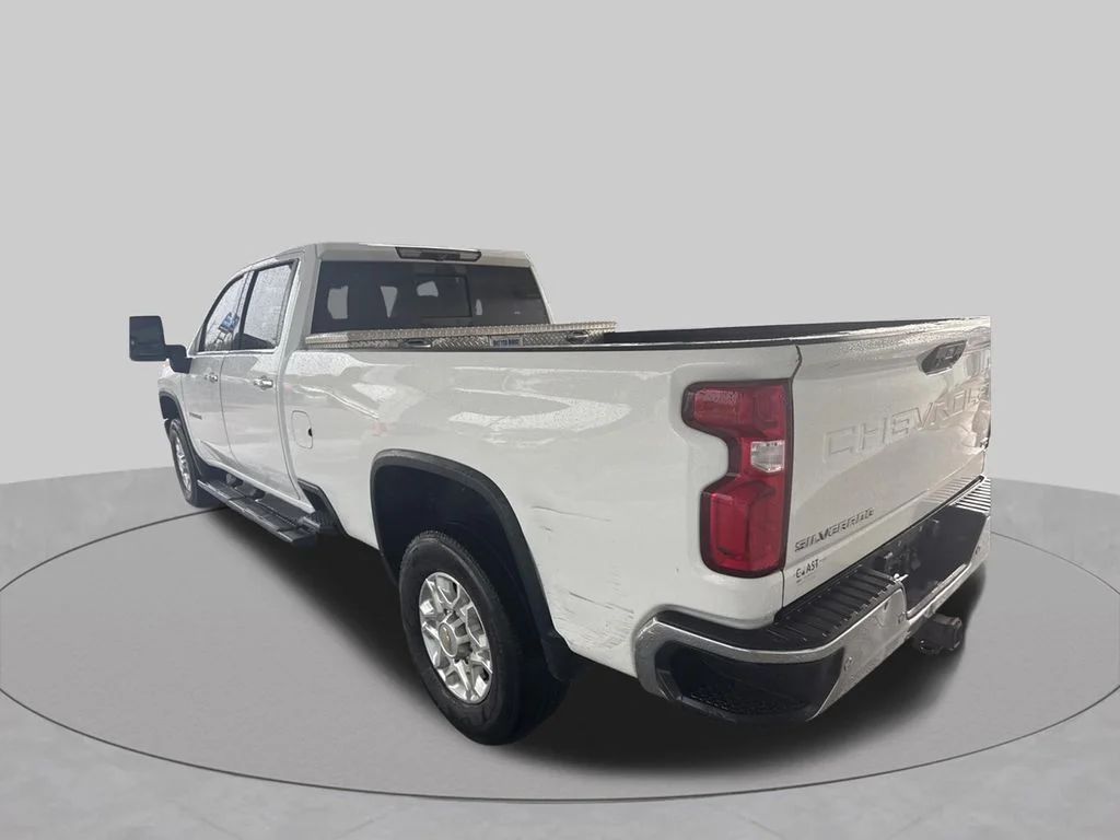 Used 2020 White Chevrolet LTZ image 7