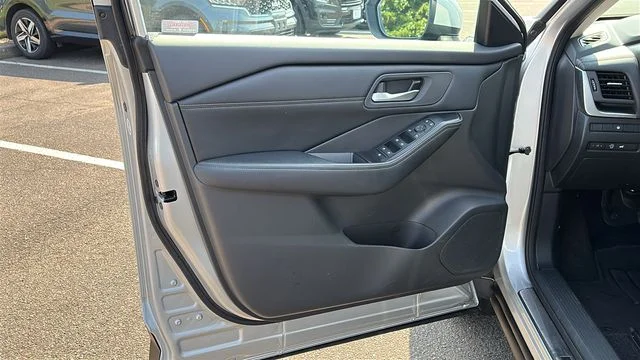 Certified Used 2024 Silver Nissan SV image 8