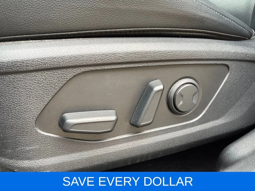 Used 2024 Red Kia SX-Prestige image 20