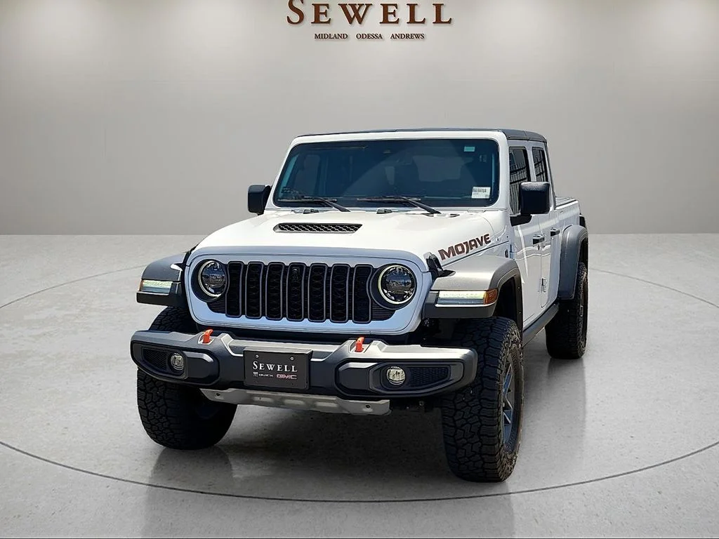 2024 Jeep Gladiator Mojave's photo