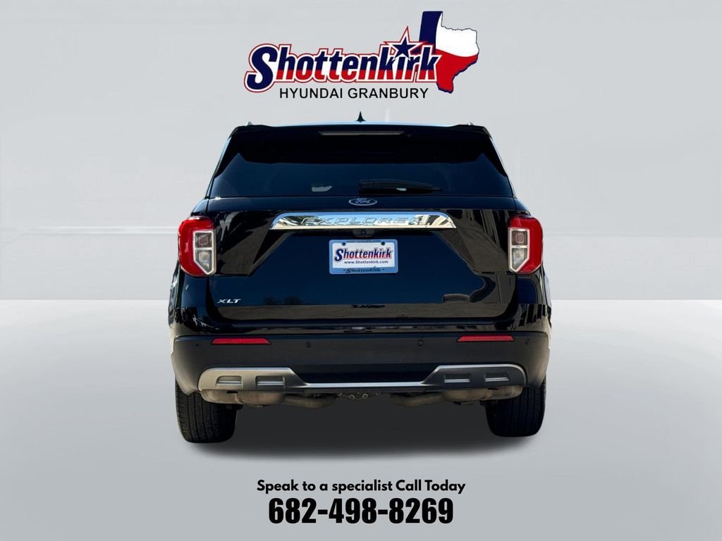 Used 2023 Black Ford XLT image 7