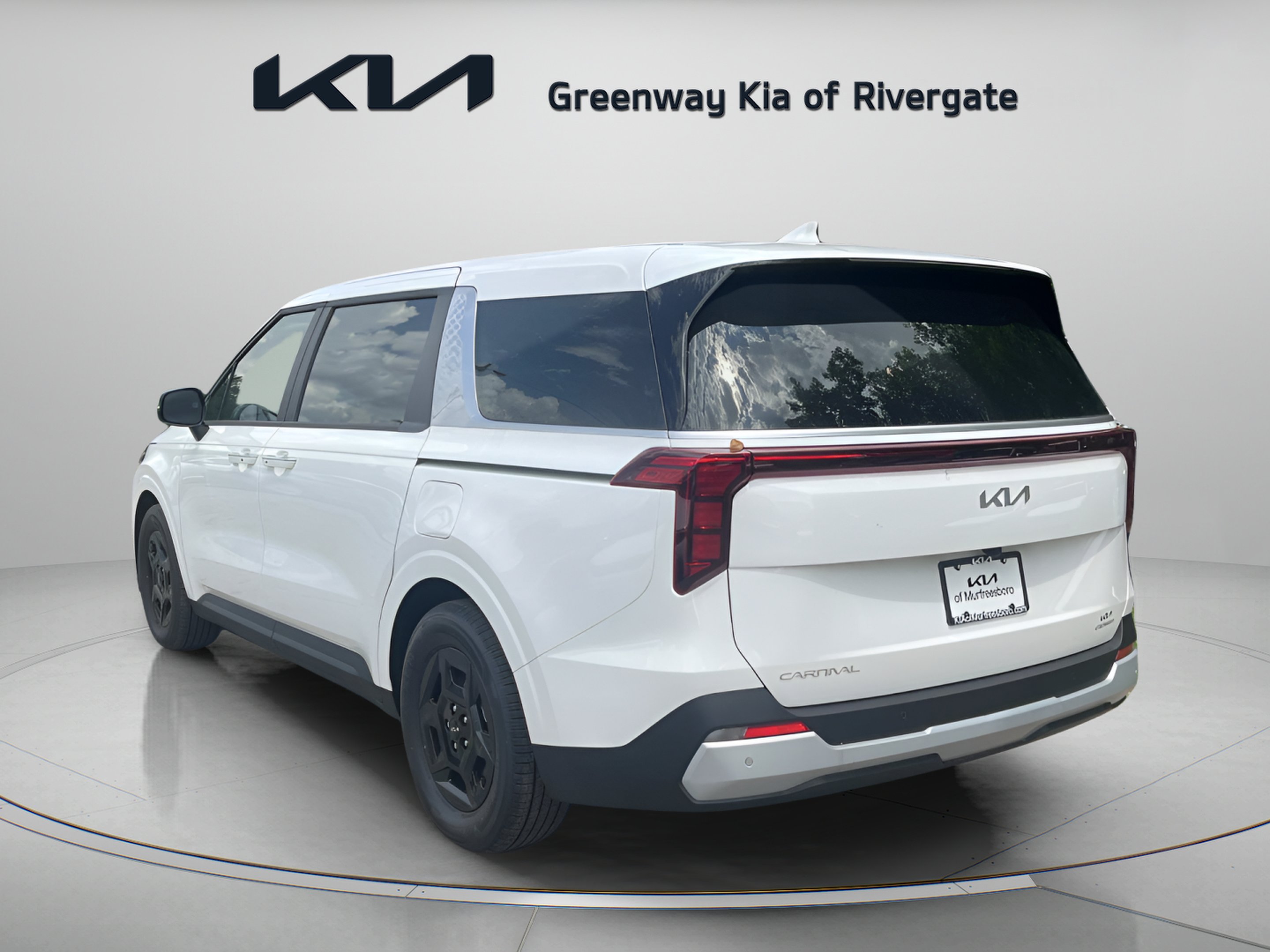 New 2026 Snow White Pearl Kia LX image 5