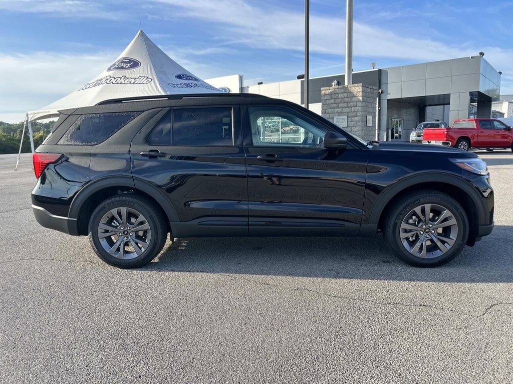 New 2026 Agate Black Metallic Ford Active image 3