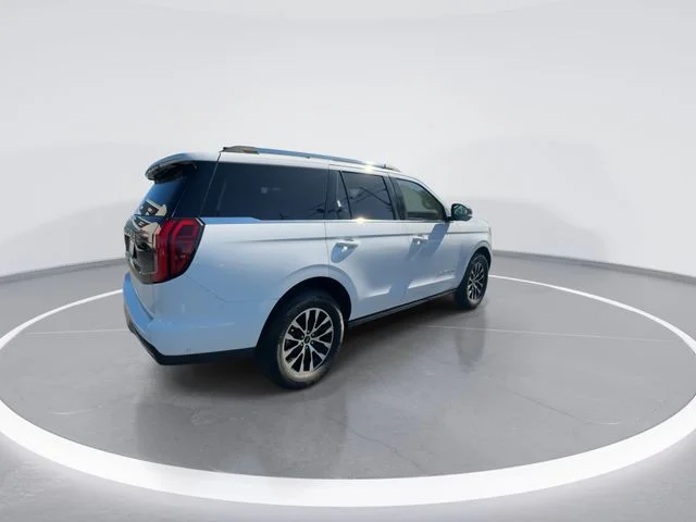 Used 2025 White Ford Platinum image 8