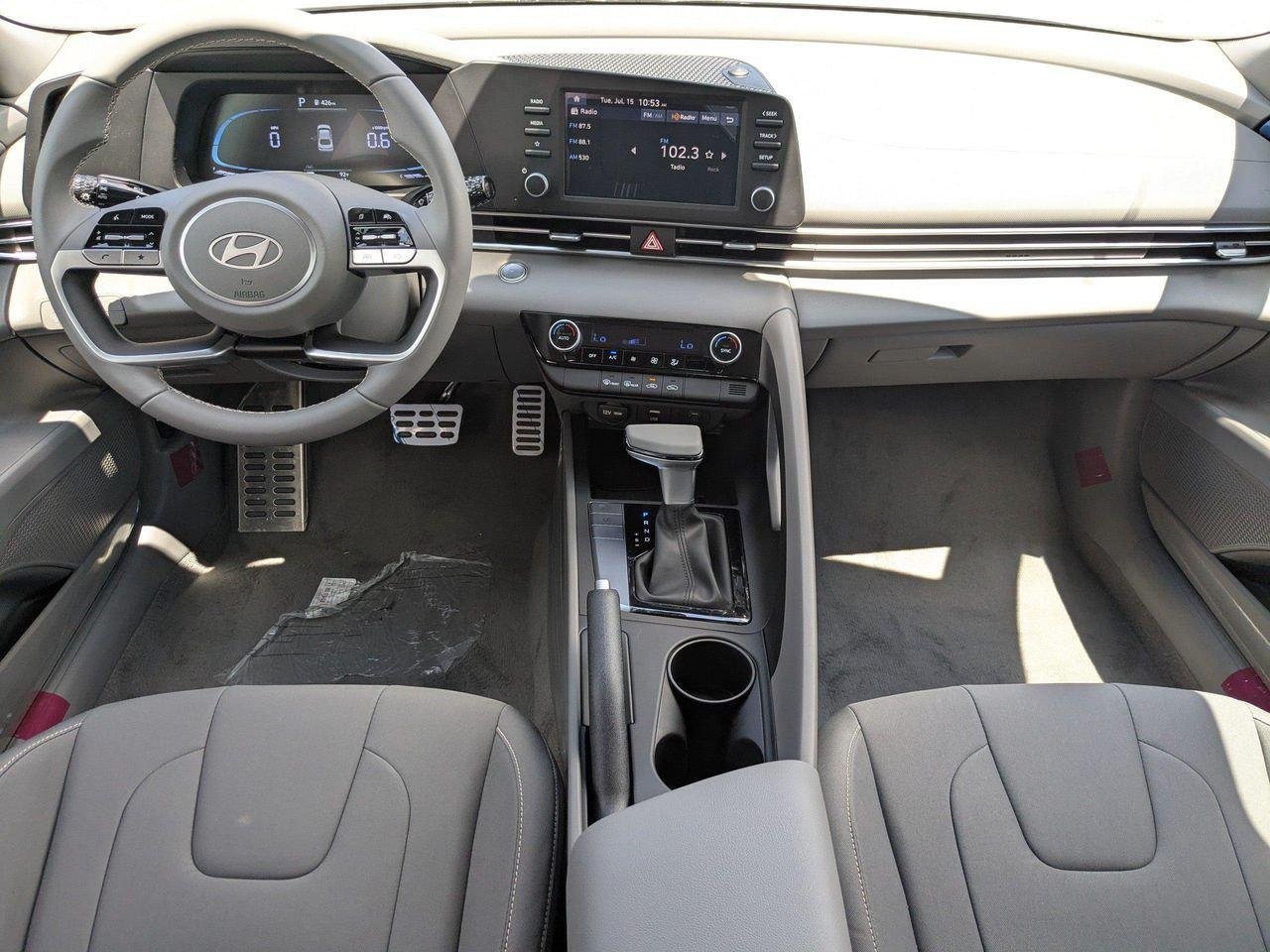 2025 Hyundai Elantra SEL - Photo 57