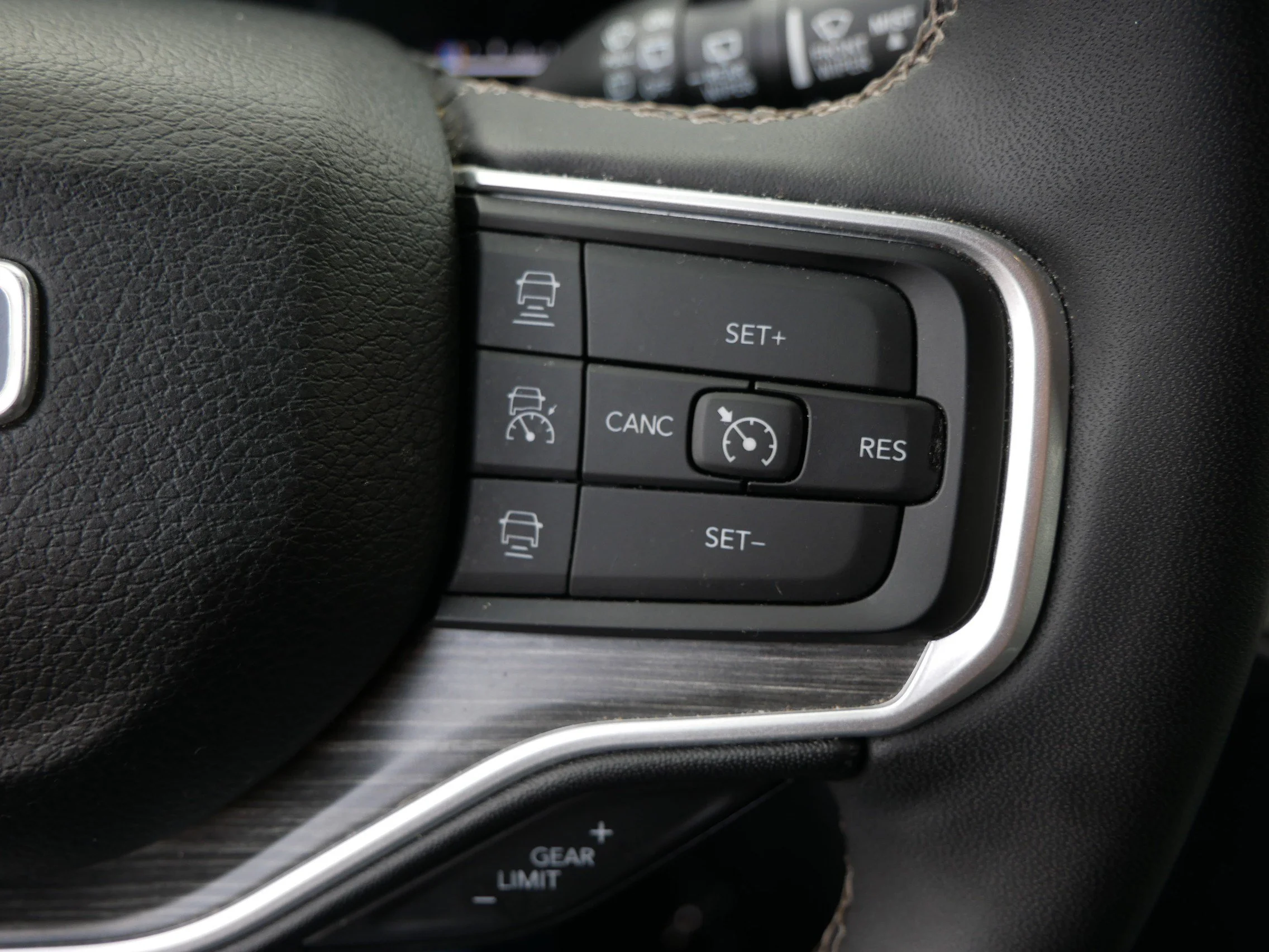 Used 2024 Silver Zynith Jeep Series II image 30