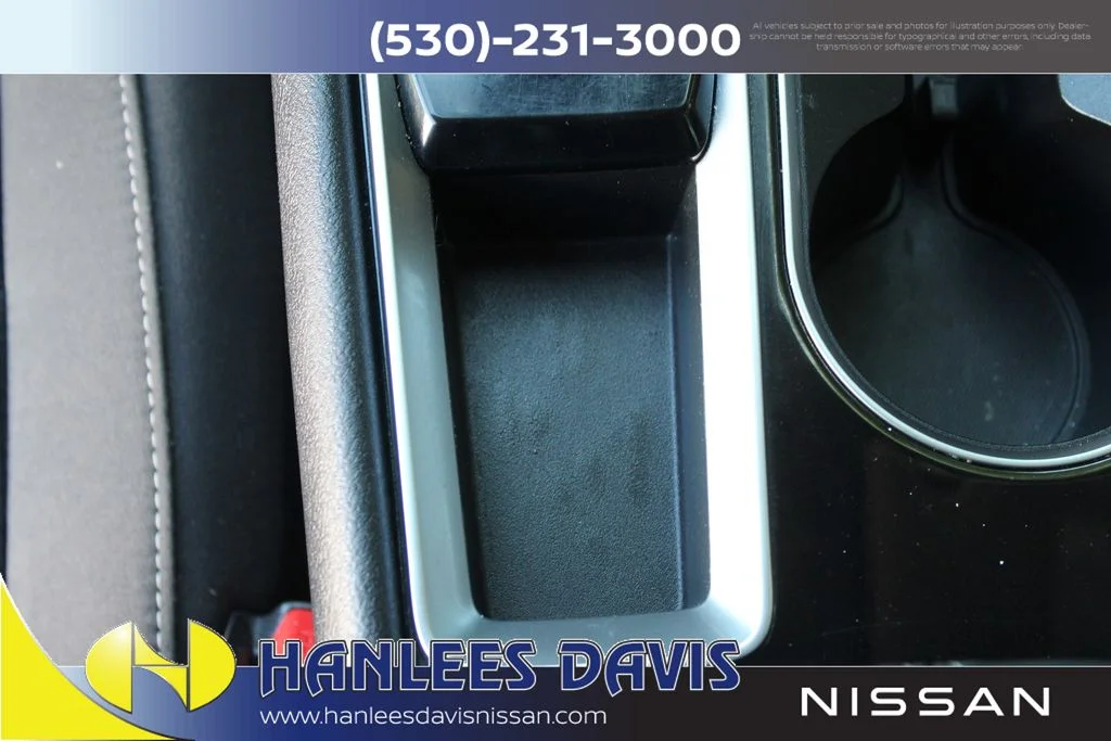 Used 2021 Blue Nissan 2.5 SV image 19