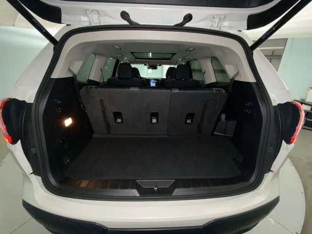 Used 2024 White Subaru Onyx Edition image 24