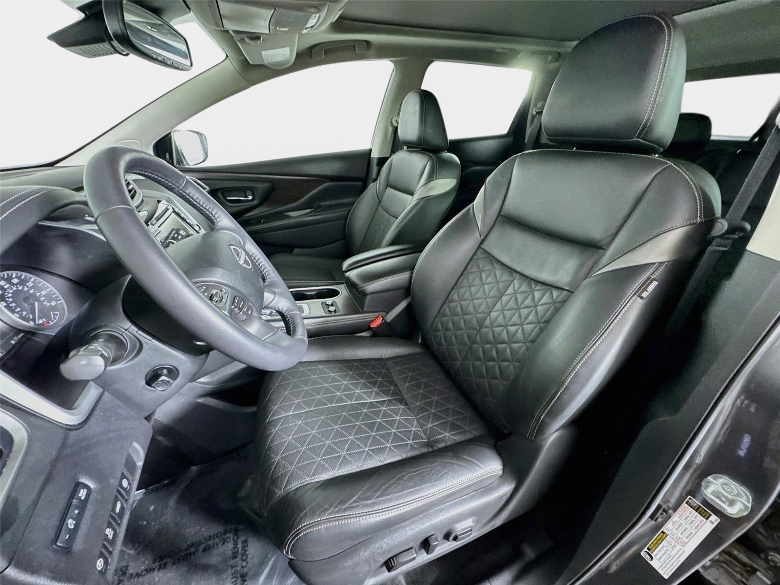 Used 2023 Gun Metallic Nissan Platinum image 11