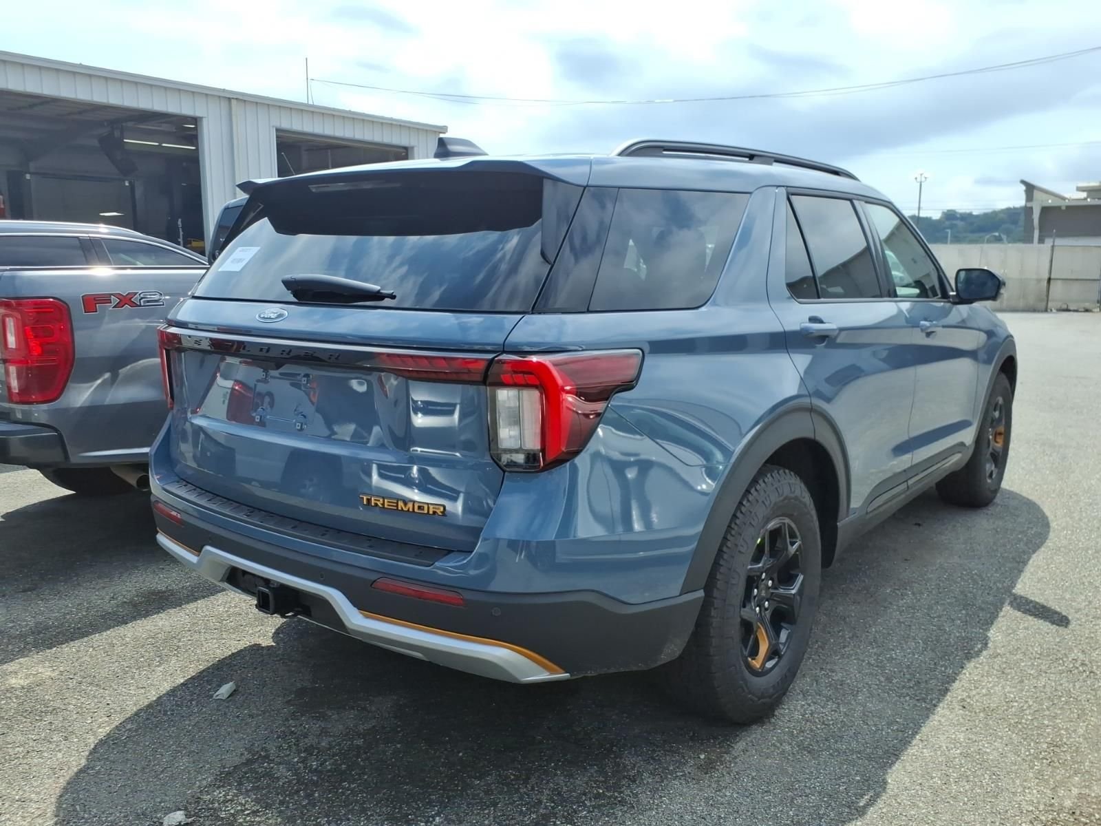 New 2026 Vapor Blue Metallic Ford Tremor® image 6