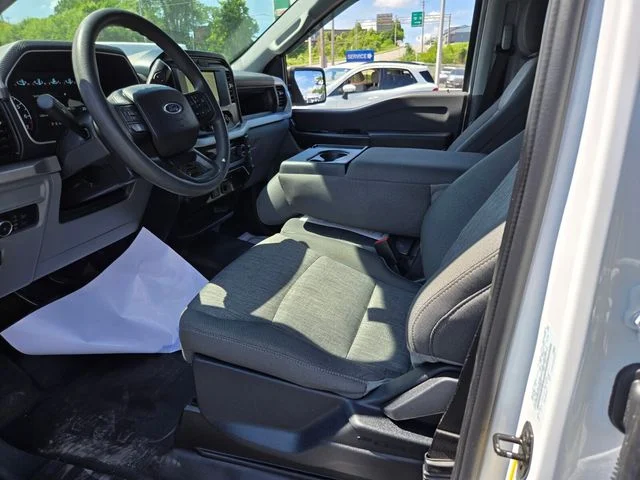 Used 2023 White Ford XL image 10