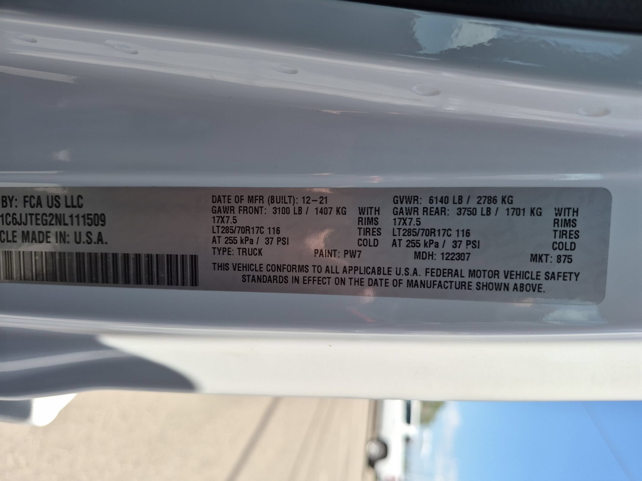 Used 2022 Bright White Clearcoat Jeep Mojave image 34
